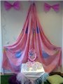 Decoração e toalha de Princesas