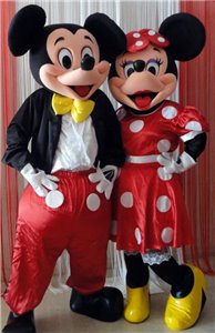 Minnie ou do Mickey aparecem nos parabéns